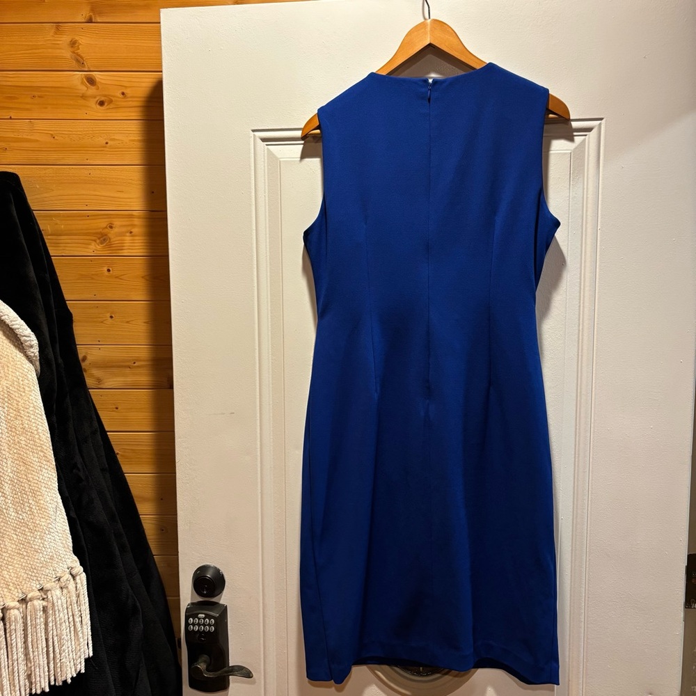 Women’s Blue Calvin Klein Dress Size 12, Beautiful Blue Sleeveless Wrap Dress - Picture 10 of 12